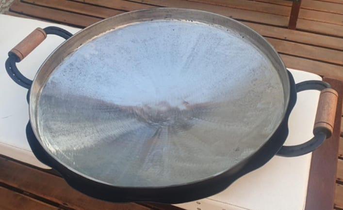 Tacho com Bordas 55cm Original em Aço de Carbono Alças de Ferradura